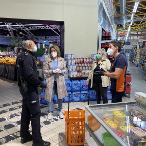 ilagros Tolón agradece la labor “humana y de servicio” que realiza el comercio de cercanía en los diferentes barrios de la ciudad