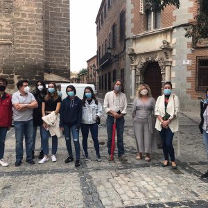 os paseos musicales por los árboles del Casco del Festival de Jazz reúnen a alumnos de enseñanzas musicales