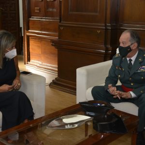ilagros Tolón despide al general Francisco Esteban Pérez que deja su puesto como jefe de la Guardia Civil en Castilla-La Mancha.