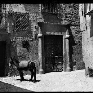 l Archivo Municipal muestra las fotografías toledanas de Luis García Garrabella