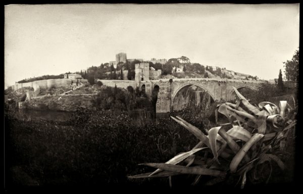 58_Puente de San Martín - Foto estenopeica de Roberto Gómez