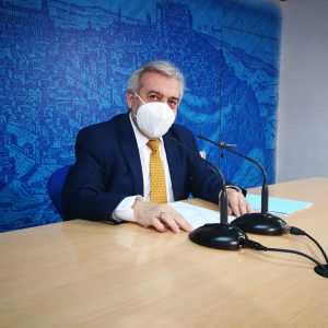 l fin de semana se salda con 14 denuncias por consumo de alcohol en la vía pública y 10 por superar grupos de 6 personas