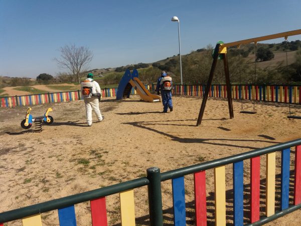 Limpieza áreas infantiles y street workout (1)