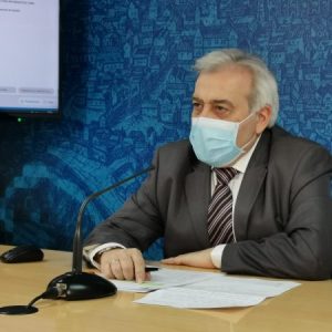 os autobuses urbanos estrenan el miércoles exposición virtual con imágenes de la Semana Santa de Toledo