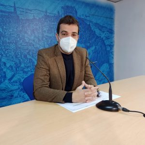 l Ayuntamiento abrirá las piscinas de verano el 1 de junio y oferta un amplio programa de actividades deportivas y campamentos