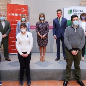 a alcaldesa renueva el compromiso municipal con Plena Inclusión para facilitar prácticas no laborales a personas con discapacidad