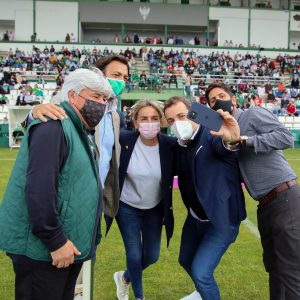 a alcaldesa asiste en el Estadio Municipal del Salto del Caballo al encuentro del CD Toledo y el CD Torrijos