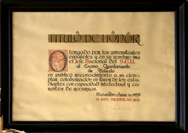 1959-06-20 - Título de honor otorgado por su ayuda a los universitarios españoles sin recursos