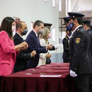 a alcaldesa felicita en los actos de su patrón a la Policía Nacional, “seña de identidad y orgullo para España”