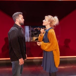 l Teatro Municipal de Rojas recibe este sábado a Cayetana Guillén Cuervo con la obra ambientada en París ‘Puertas abiertas’
