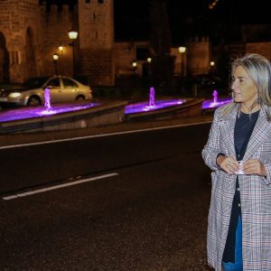 l Ayuntamiento renueva la iluminación del monumento a las Tres Culturas con motivo del VIII Centenario de Alfonso X