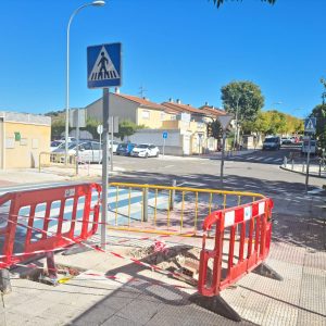 a iluminación de pasos de peatones continúa en el barrio de Buenavista con el fin de mejorar la seguridad de los viandantes