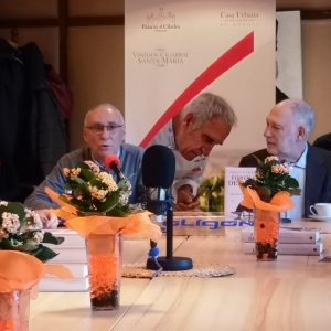 ueva edición de las tertulias café impulsadas por el Ayuntamiento junto a la Asociación de Libreros de Toledo