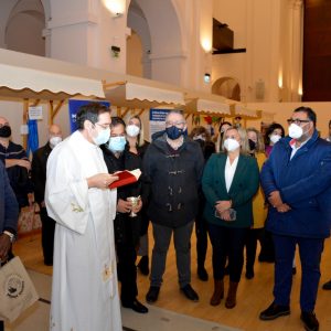 l Gobierno local anima a la ciudadanía a visitar el Mercadillo de Manos Unidas para colaborar “con una buena causa”