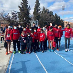 a pista de la Escuela de Gimnasia acoge la X Prueba de Marcas de Invierno del Club Atletismo San Ildefonso