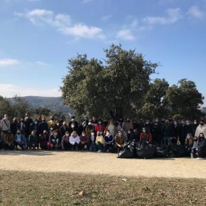 l Ayuntamiento apoya la jornada ecológica en el Valle de los estudiantes internacionales de la Fundación Ortega-Marañón