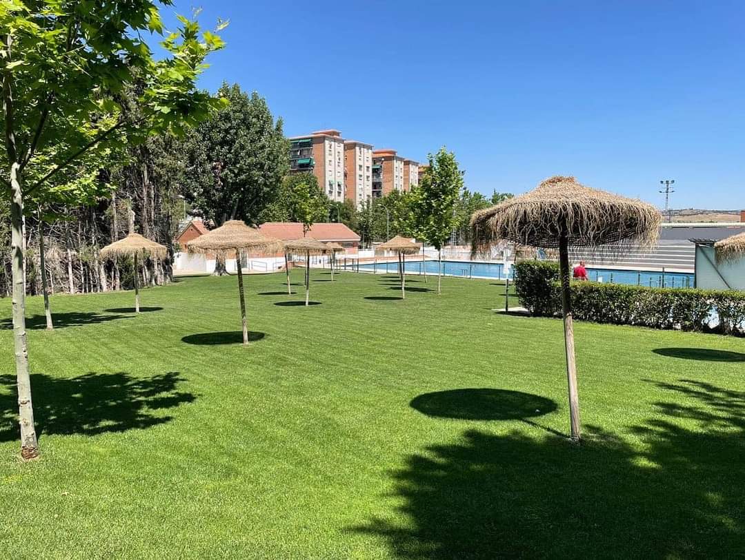 https://www.toledo.es/wp-content/uploads/2022/05/fb_img_1654018413076.jpg. Este miércoles, 1 de junio, comienza la temporada de baño en las cinco piscinas municipales de verano