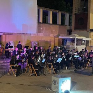 a Banda Joven ‘Diego Ortiz’ da la bienvenida al Cine de Verano del Parque de las Tres Culturas