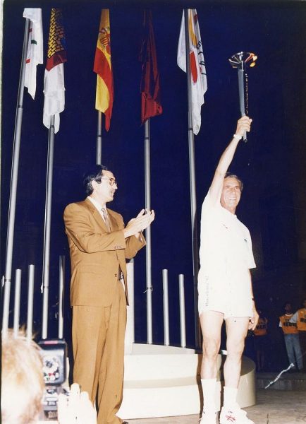 51_1992-07-09 - Llegada a Toledo de la Antorcha Olímpica, junto al alcalde Joaquín Sánchez Garrido