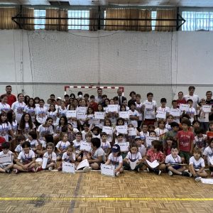 l Ayuntamiento y Soliss colaboran para reconocer la participación de los niños y niñas en el campamento del PDM