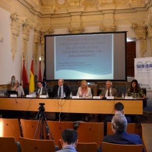 l Gobierno municipal participa en una de las mesas redondas del Congreso de Derecho de Seguros celebrado en la Universidad regional