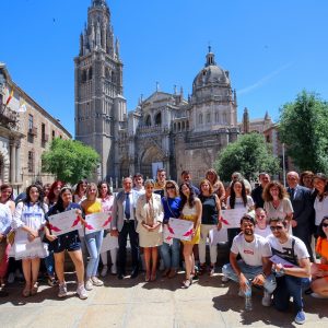 ilagros Tolón entrega el I Premio ‘Toledo Emprendedora’ promovido por el Ayuntamiento y el IES Universidad Laboral