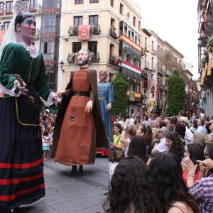 La Tarasca’, la inauguración de la carrera procesional y los fuegos artificiales marcan la agenda del miércoles de vísperas del Corpus