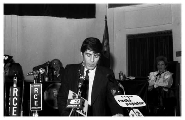 1-16 - Elección de Jesús Fuentes Lázaro como Presidente de la Junta de Comunidades_1982-12-22