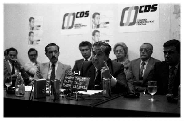 2-21 - Acto electoral de Jesús María Viana, candidato del CDS_1982-09-30