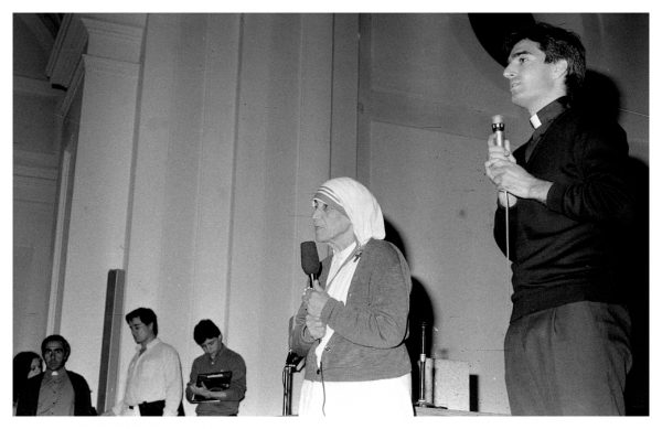 5-52 - Visita de Teresa de Calcuta al Seminario Mayor San Ildefonso_1982-09-29