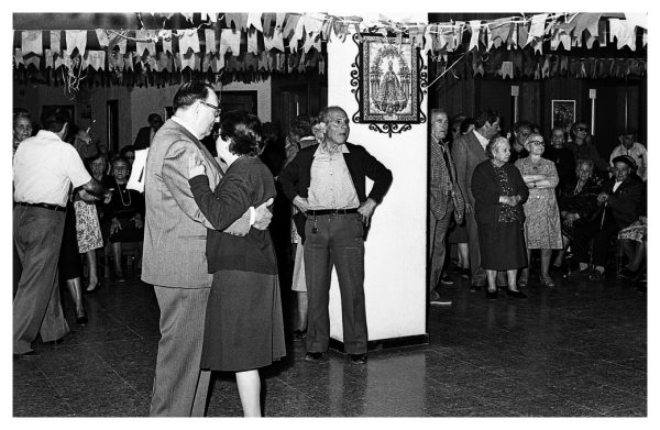 5-54 - Verbena en la Residencia de Pensionistas de Toledo_1982-11-17