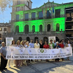 l impulso de la investigación centra el manifiesto del Día del Alzheimer que ha contado con el apoyo del Ayuntamiento