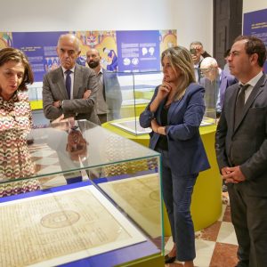 ilagros Tolón inaugura la muestra del Archivo Histórico de la Nobleza sobre los privilegios rodados de Alfonso X