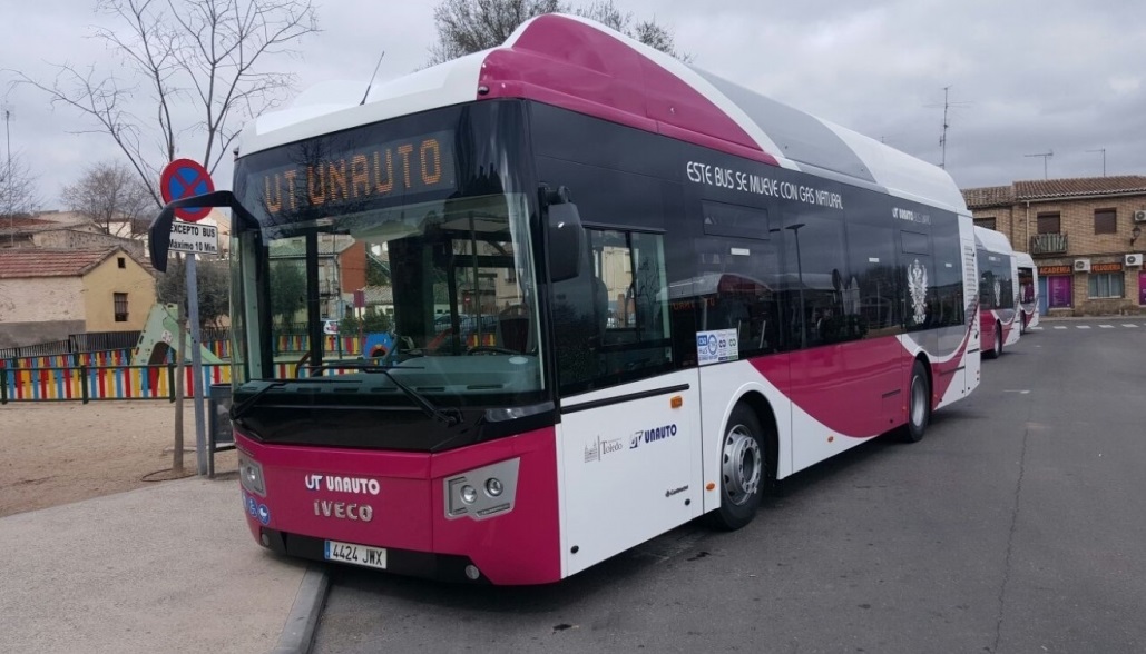 https://www.toledo.es/wp-content/uploads/2022/10/autobus.jpg. Tarjeta bus urbano gratuito <12 años