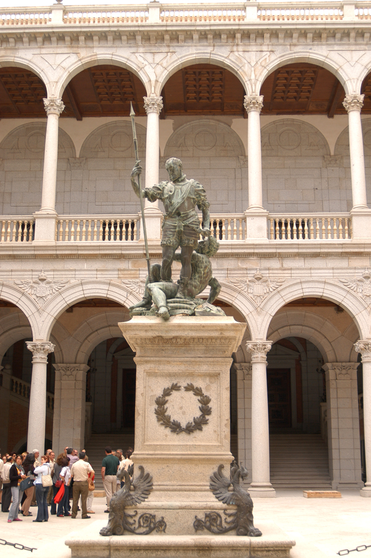 https://www.toledo.es/wp-content/uploads/2022/10/estatua.-carlos-v-derrotando-al-furor-del-escultor-milanes-leo-leoni.1549-.jpg. MUSEO DEL EJÉRCITO. CONCIERTO DIDÁCTICO