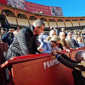a alcaldesa comparte con el Banco de Alimentos el acto benéfico organizado este sábado en Toledo