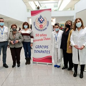 poyo municipal a la Hermandad de Donantes de Sangre en su 50 aniversario