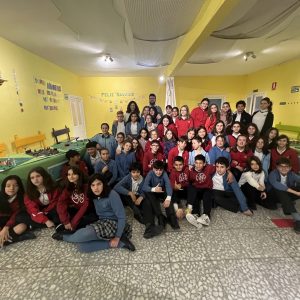 lumnos del colegio Medalla Milagrosa presentan sus proyectos sobre el desarrollo sostenible de Toledo