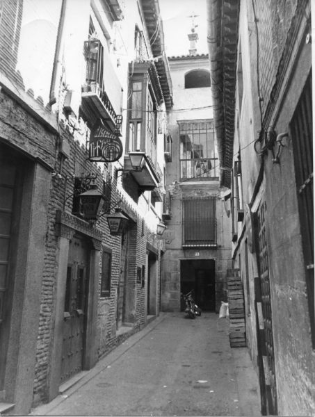 04 - 1976-09-08_Callejón de la Sillería_Foto Carvajal