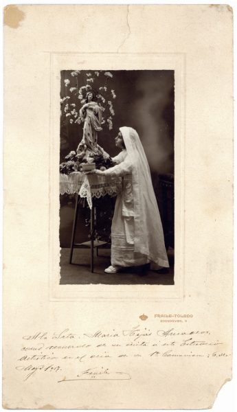 1-36_1917 - Retrato de una niña de Primera Comunión - Foto de Daniel Lucas Garijo