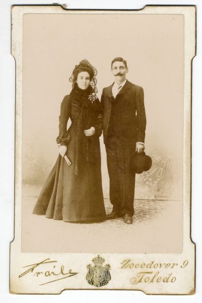 2-03_Hacia 1896-1899 - Retrato de una pareja - Foto de Pedro Lucas Fraile