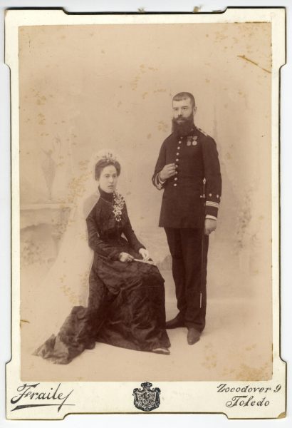 2-09_Hacia 1896-1900 - Retrato de una pareja - Foto de Pedro Lucas Fraile