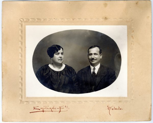 2-15_Hacia 1912-1914 - Retrato de una pareja - Foto de Emiliano Lucas Fraile