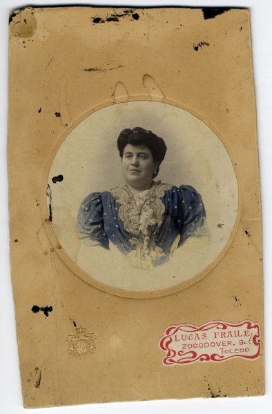 3-22_Hacia 1905-1913 - Retrato de mujer - Foto de Pedro Lucas Fraile