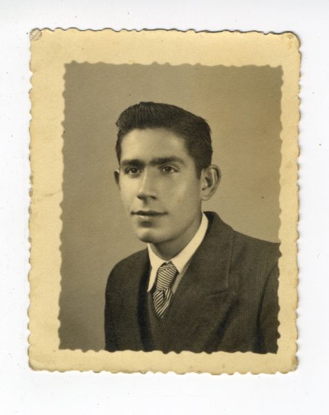 4-20_Hacia 1950-1960 - Retrato de un joven - Foto de Daniel Lucas Garijo