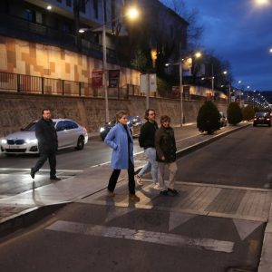 a avenida de Madrid estrena iluminación sostenible y eficiente que supondrá un ahorro energético del 80 por ciento