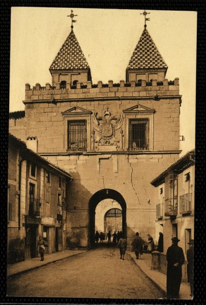 013_Toledo - Puerta de Visagra = Tolède - Porte de Visagra
