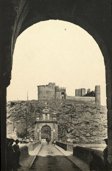 03 - Toledo - Puente de Alcántara y Castillo de San Servando