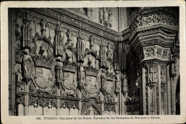 10 - Toledo - San Juan de los Reyes. Escudos de los Reinados de Navarra y Sicilia