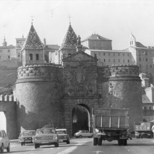 l Archivo Municipal rescata en una nueva exposición virtual una colección de fotografías de Toledo de Gabriel Carvajal